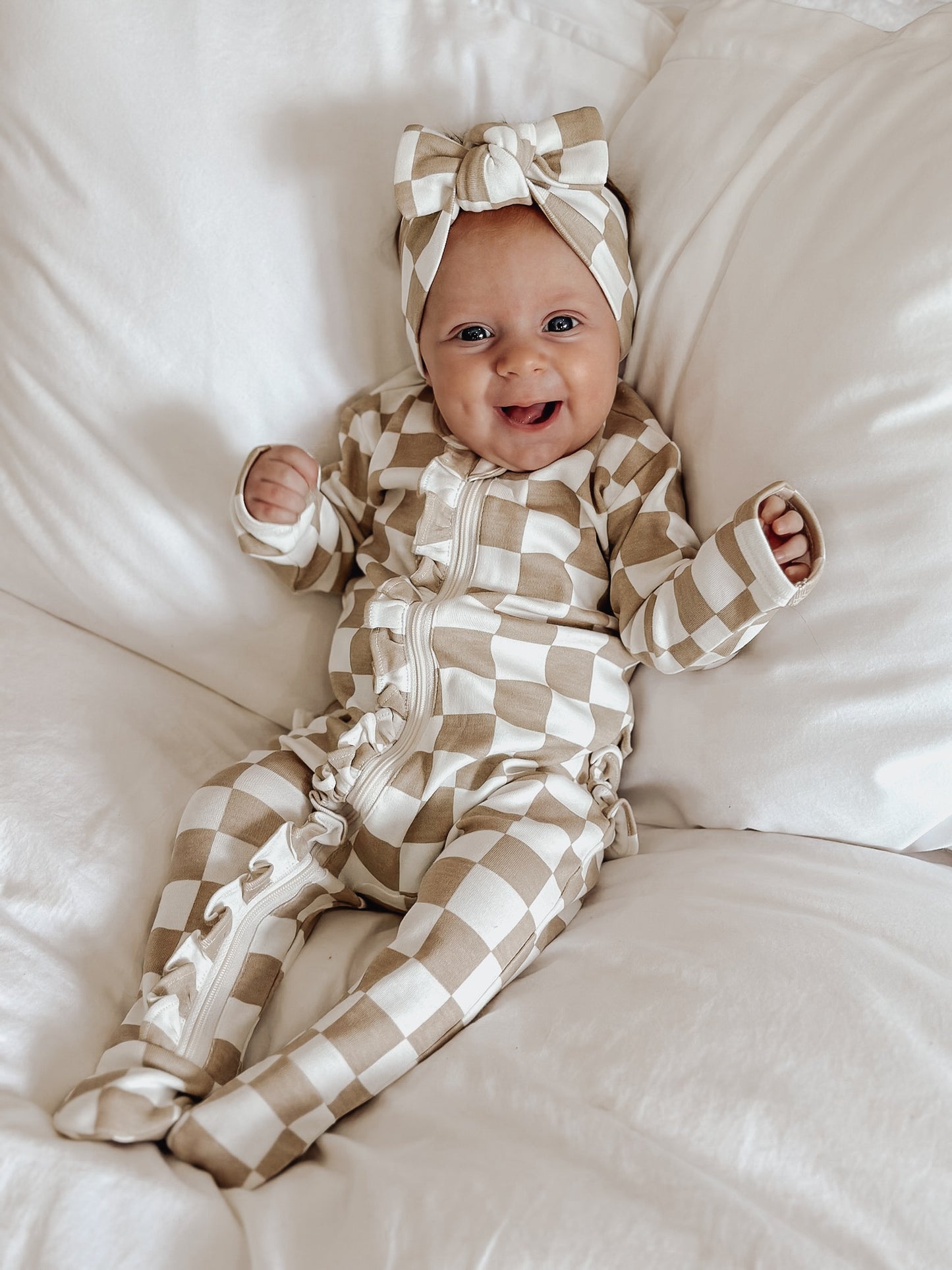 TIRAMISU CHECKERBOARD ORGANIC FRILL ZIP FOOTIE
